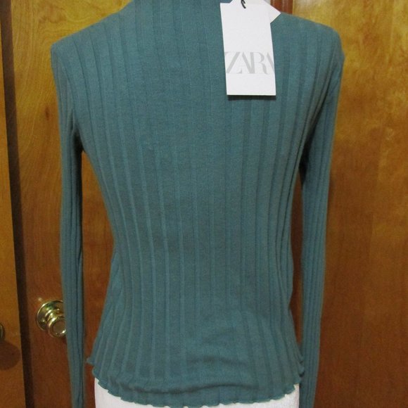 NWT ZARA WOMAN LETTUCE EDGE T SHIRT ribbed high neck SIZE M - Picture 2 of 11